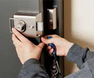 Gold Locksmith Store Solana Beach, CA 858-202-5063 - commercial-locksmith-service
